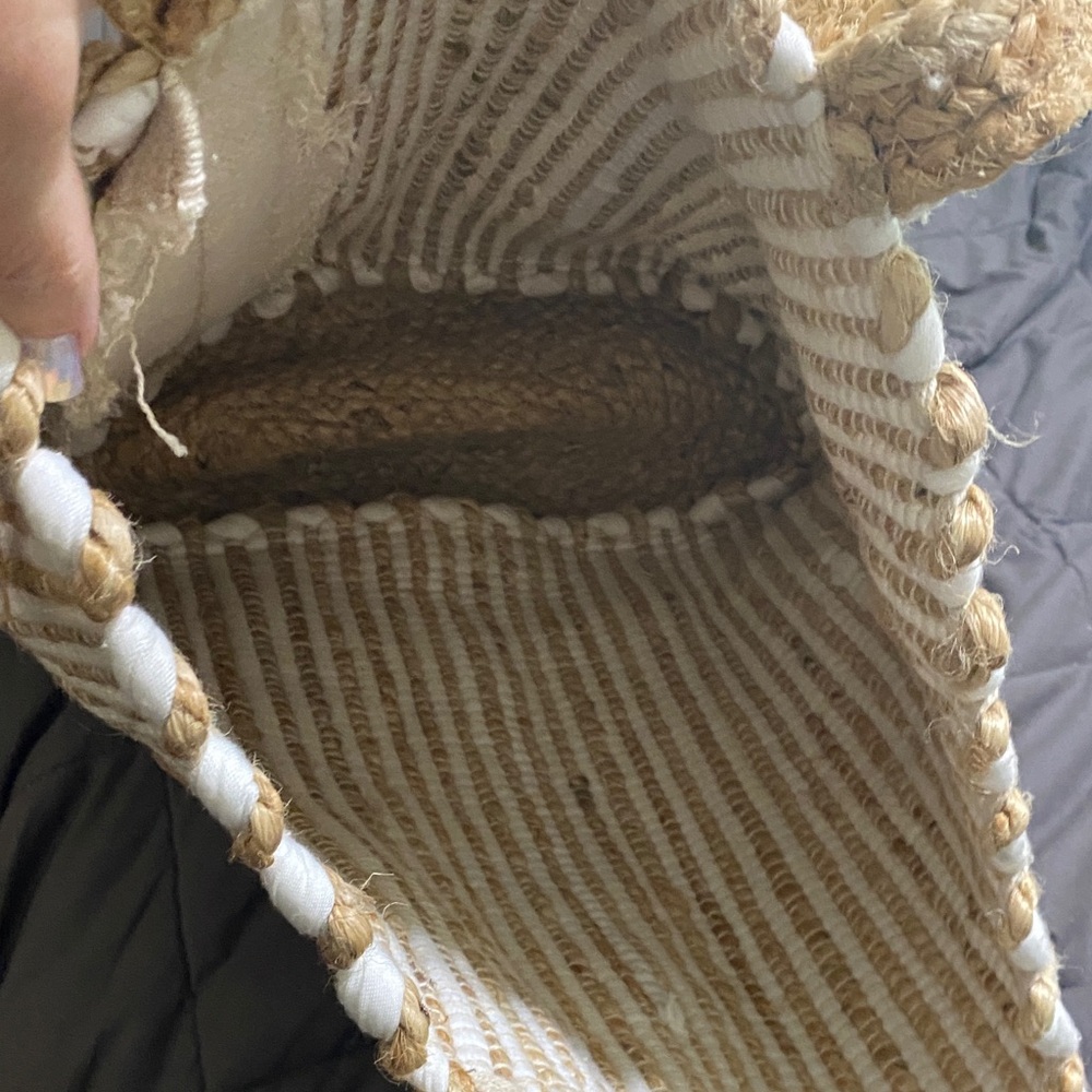 Striped Tan and Cream Tote Bag - Picture 4 of 4